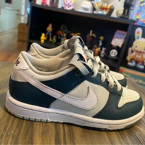 Nike dunks kids 12c